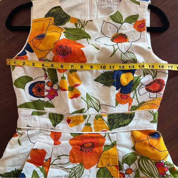 Trina Turk Floral Dress 4 - Picture 5 of 10